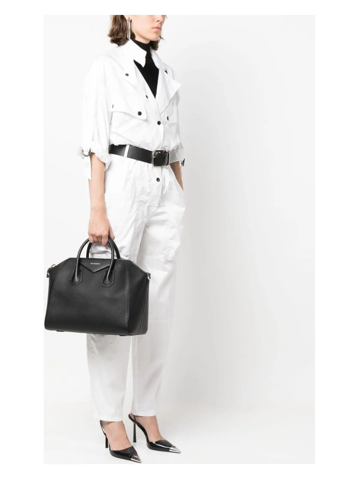 Antigona Medium Leather Handbag