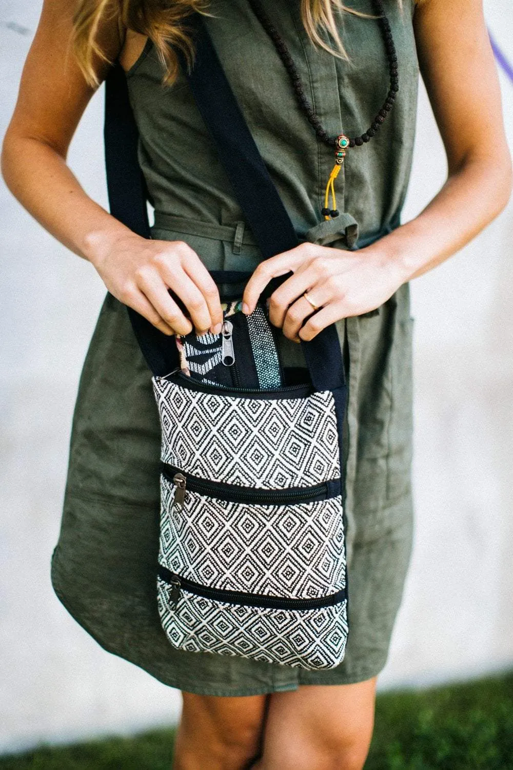 Diamond Pattern Travel Bag