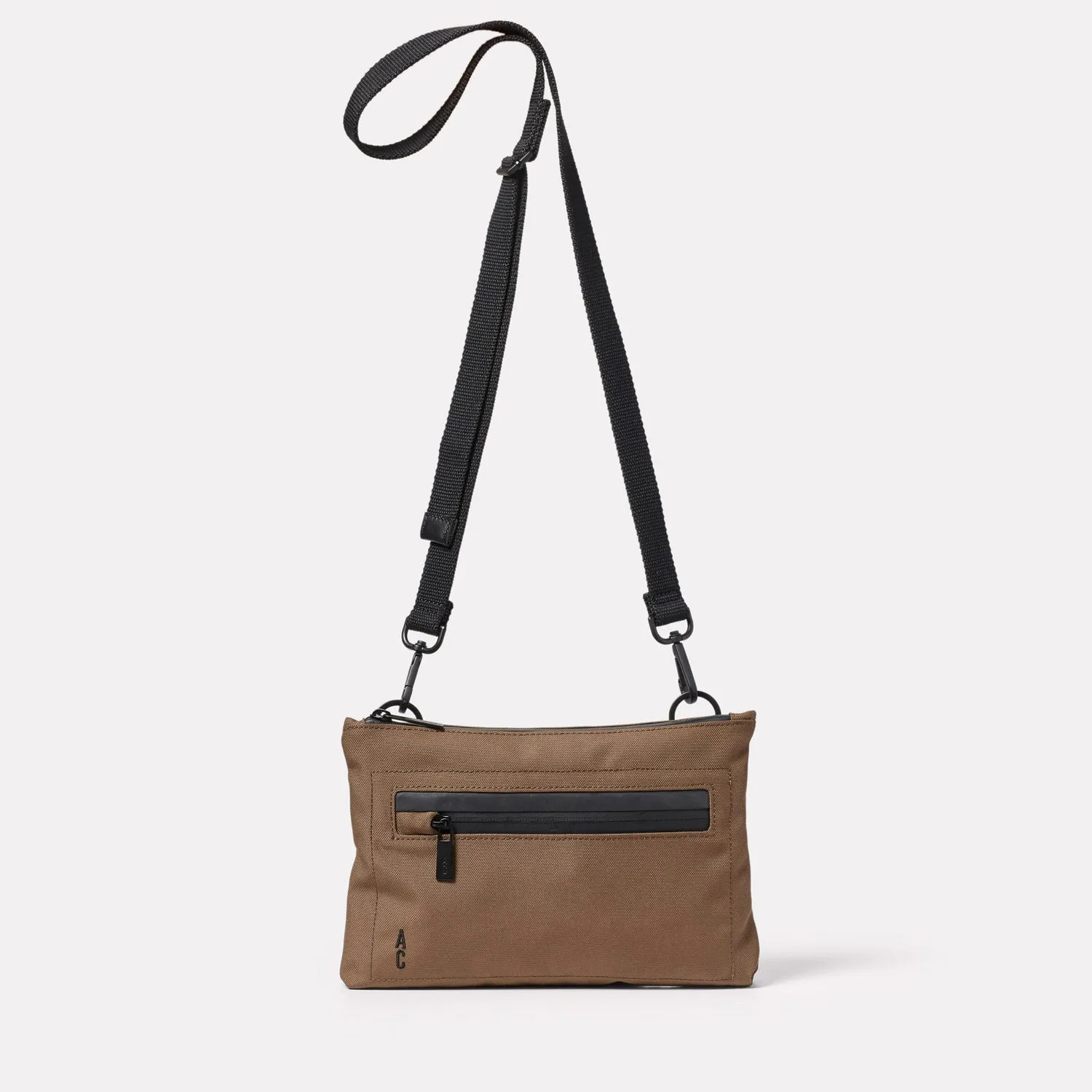 Herb Travel Cycle Crossbody Bag in Silt