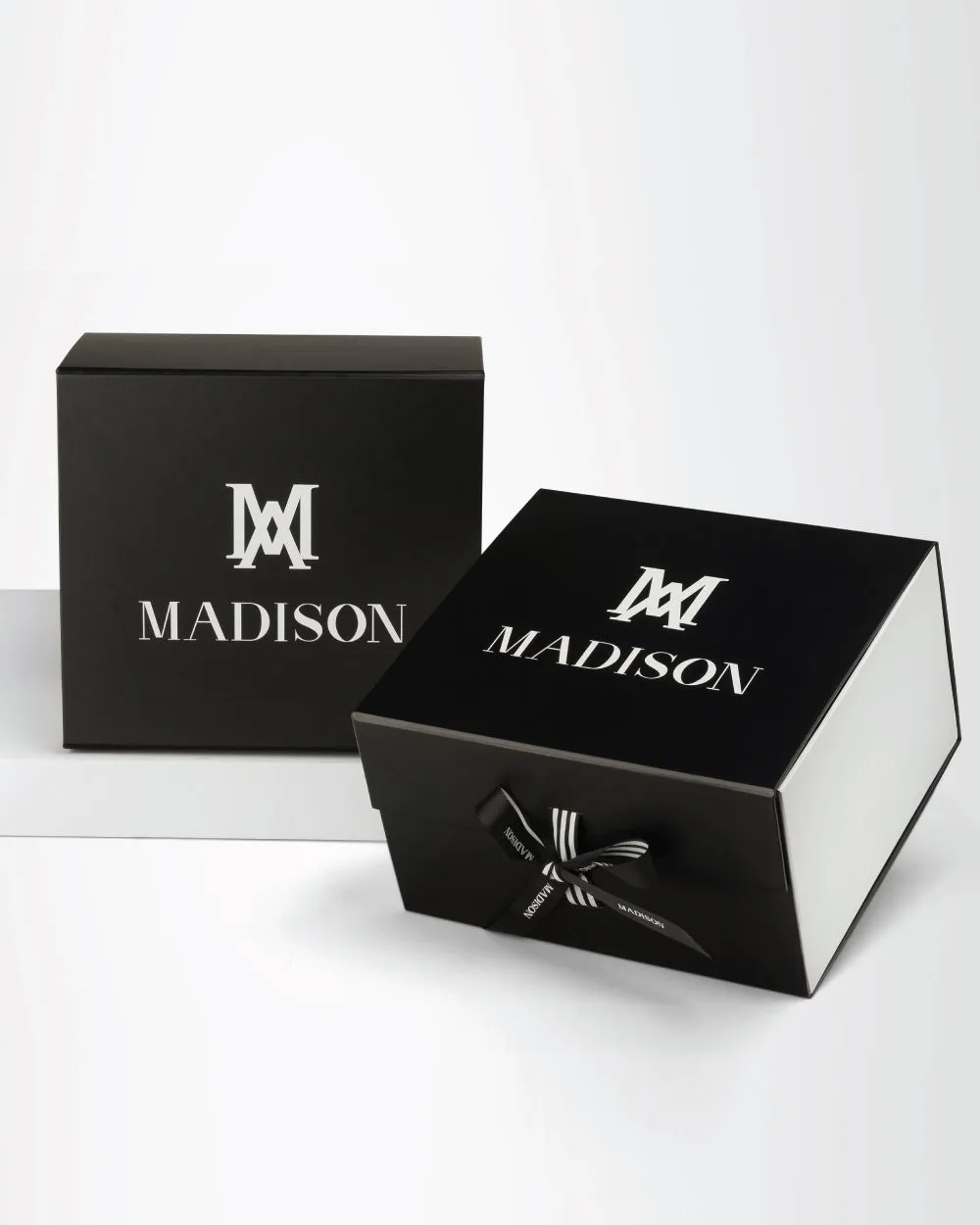 Monica Chain "Wear It 3 Ways" Handbag & Bag Straps Giftbox