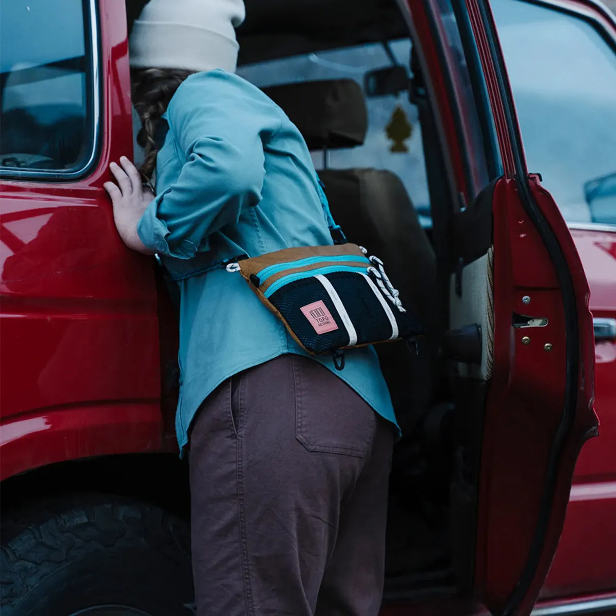 Topo Designs : Mountain Accessory Shoulder Bag : Loganberry/Bone White