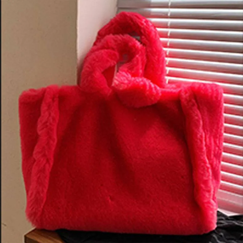 Winter Plush Handbag – Stylish and Cozy Tote for Women