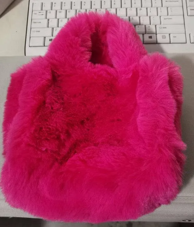 Winter Plush Handbag – Stylish and Cozy Tote for Women
